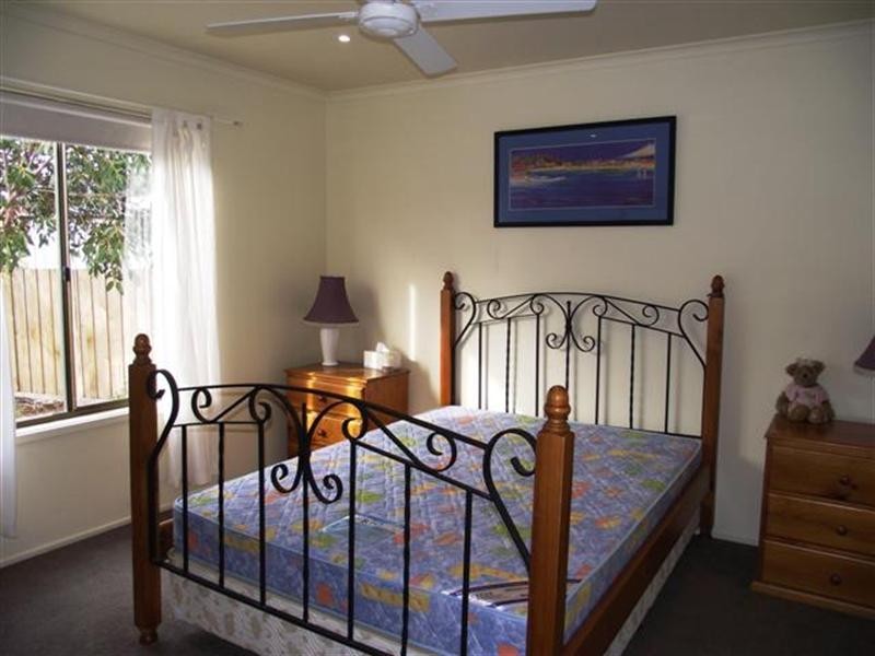 1 Kestral Court, Cowes VIC 3922