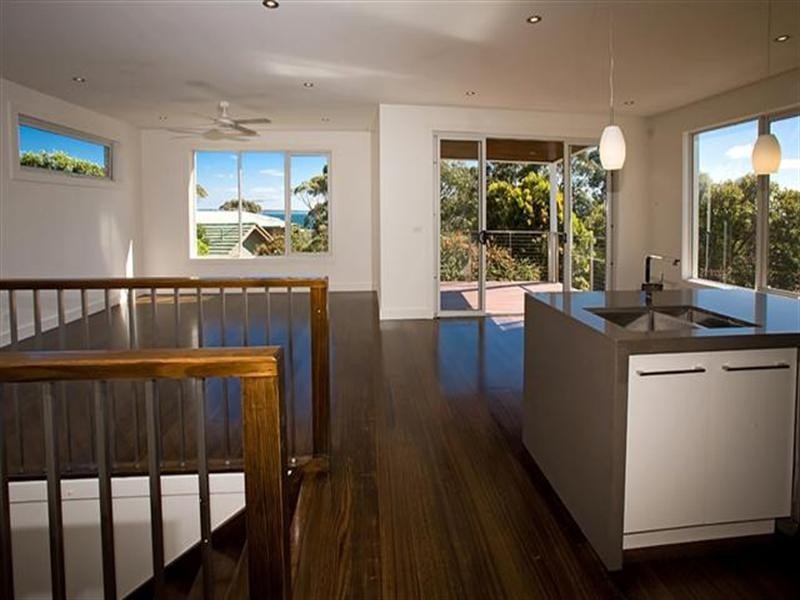 Unit 2, 13 Langard Road, Cowes VIC 3922