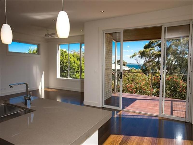 Unit 2, 13 Langard Road, Cowes VIC 3922