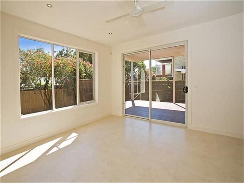 Unit 2, 13 Langard Road, Cowes VIC 3922