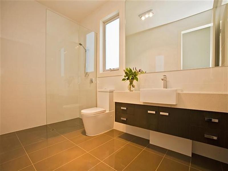 Unit 2, 13 Langard Road, Cowes VIC 3922