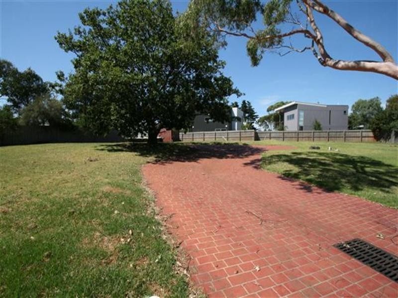 Lot 2,13-15 Napoli Court, Smiths Beach VIC 3922