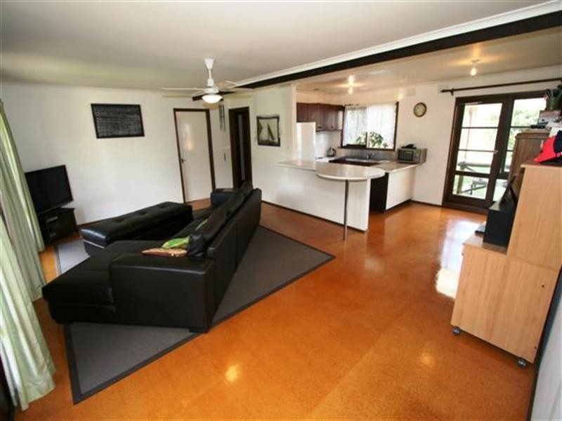 4 Malcliff Road, Newhaven VIC 3925