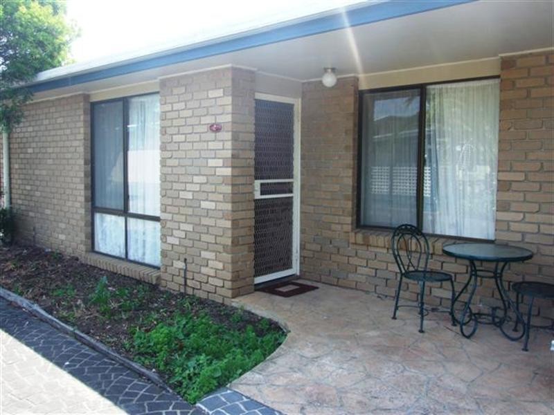 2/2-4 Park Street, Cowes VIC 3922