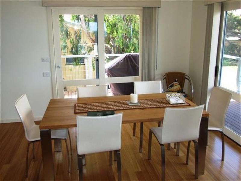 24 Hollywood Crescent, Smiths Beach VIC 3922