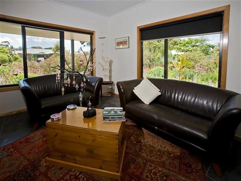 14 Honeyeater Drive, Silverleaves VIC 3922