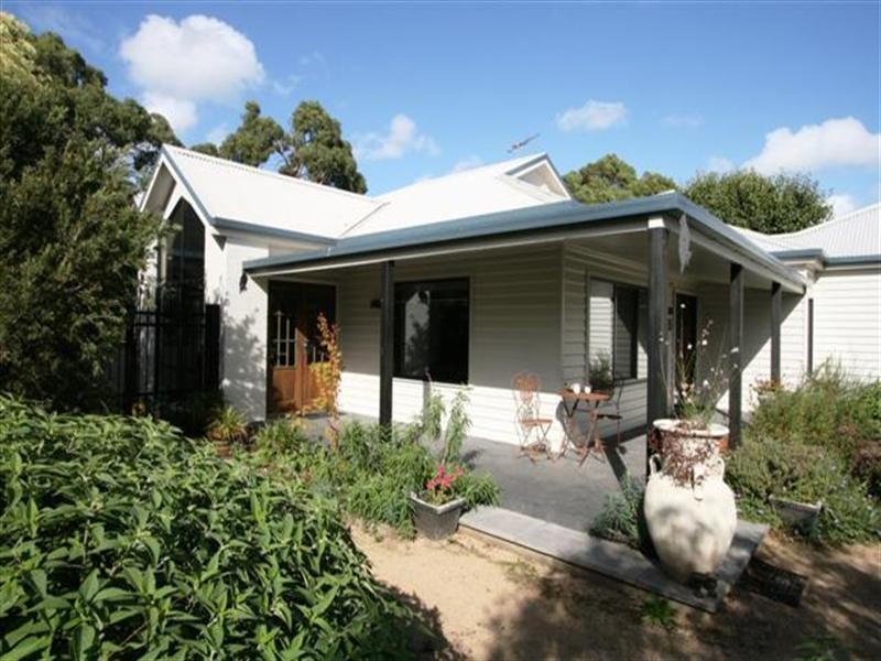 14 Honeyeater Drive, Silverleaves VIC 3922