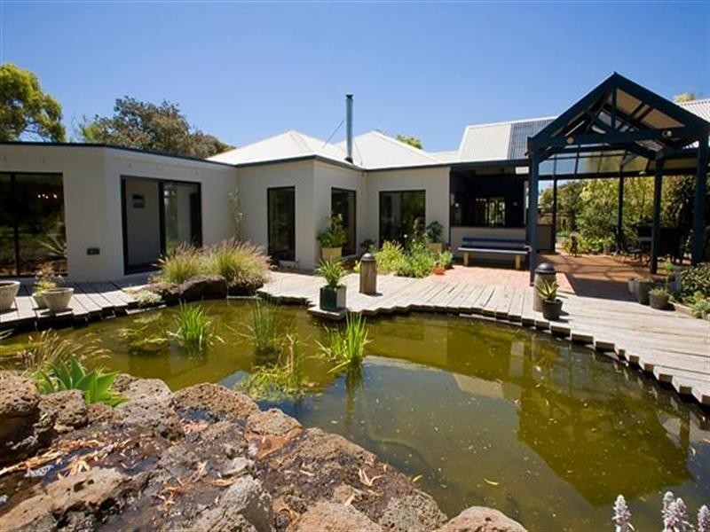 14 Honeyeater Drive, Silverleaves VIC 3922