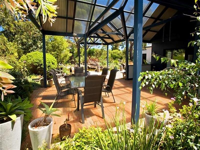 14 Honeyeater Drive, Silverleaves VIC 3922