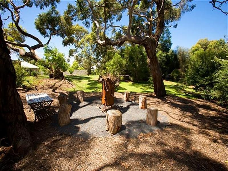 14 Honeyeater Drive, Silverleaves VIC 3922
