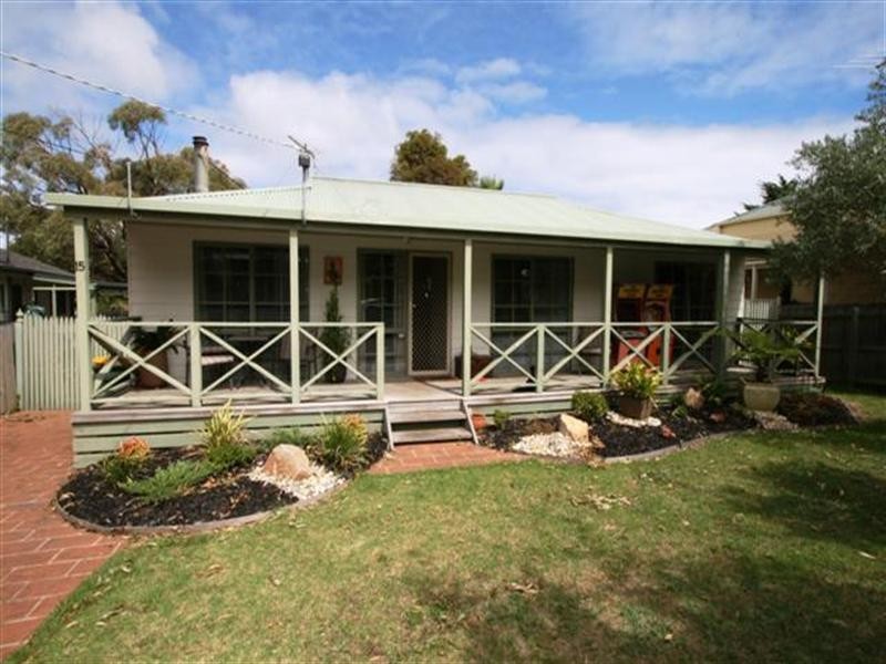 15 Cypress Court, Cowes VIC 3922
