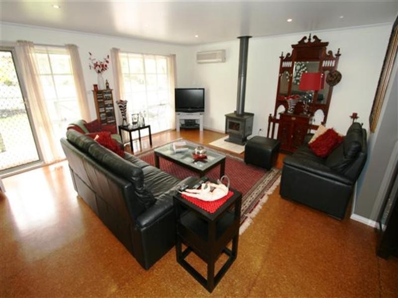 15 Cypress Court, Cowes VIC 3922