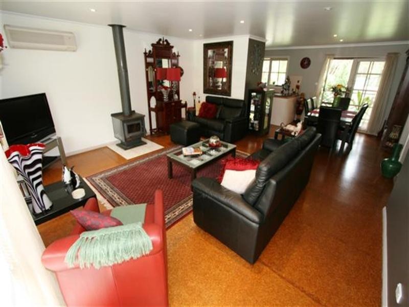 15 Cypress Court, Cowes VIC 3922