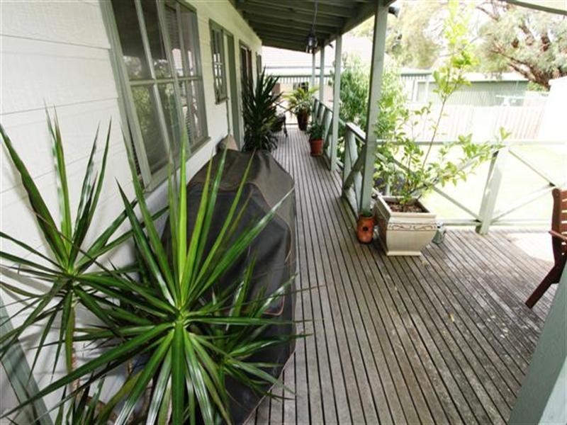 15 Cypress Court, Cowes VIC 3922