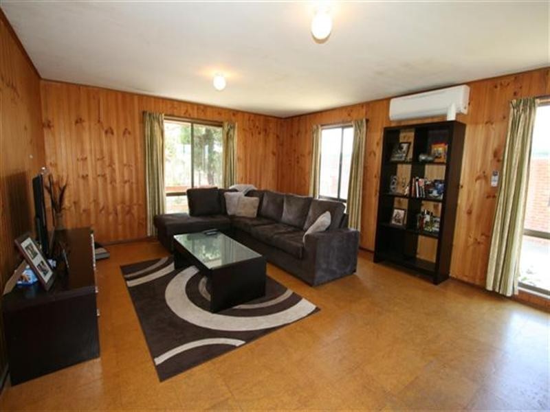 6 Tolley Avenue, Surf Beach VIC 3922