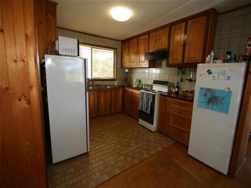 6 Tolley Avenue, Surf Beach VIC 3922