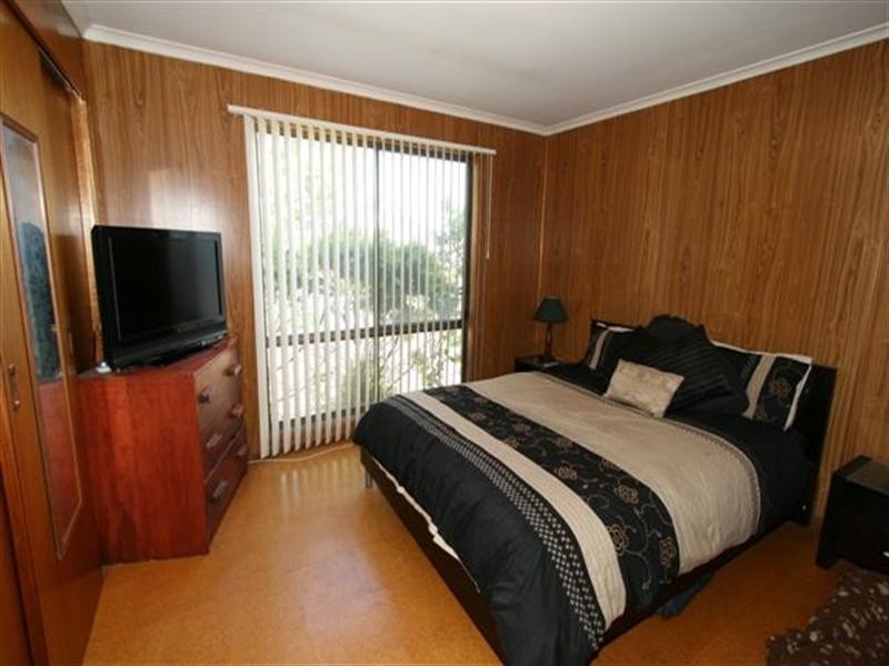 6 Tolley Avenue, Surf Beach VIC 3922