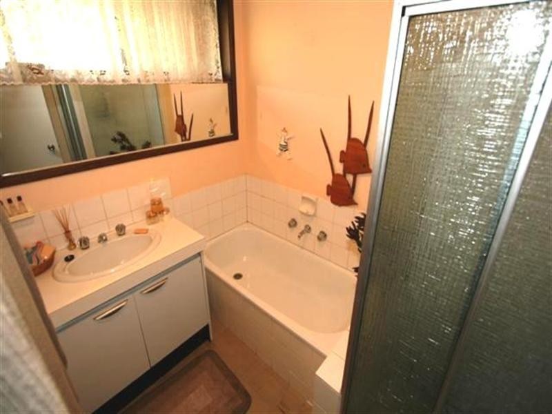 8 Darryl Court, Cowes VIC 3922