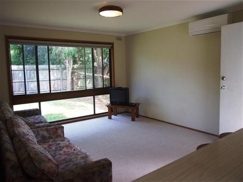 12 Walton Street, Cowes VIC 3922