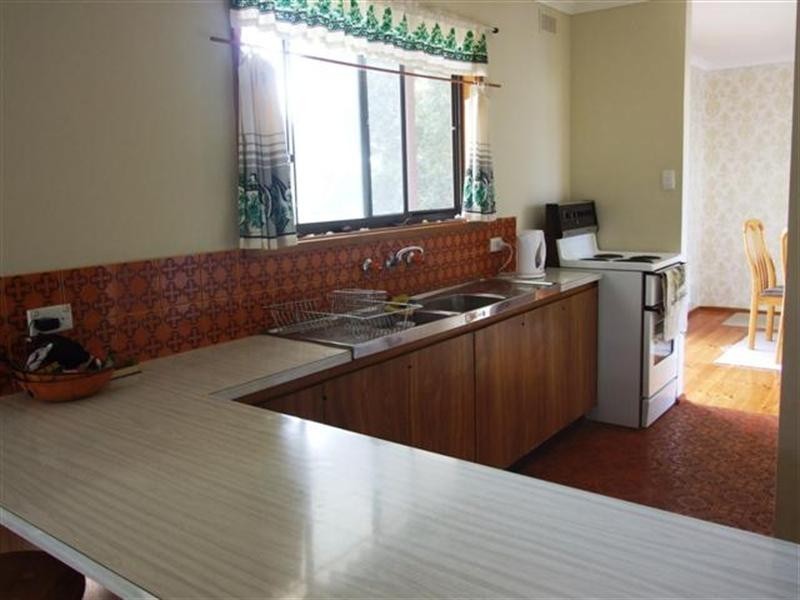 12 Walton Street, Cowes VIC 3922