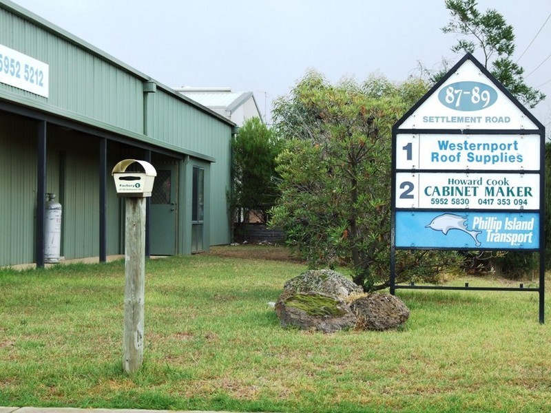 F2 87-89 Settlement Road, Cowes VIC 3922