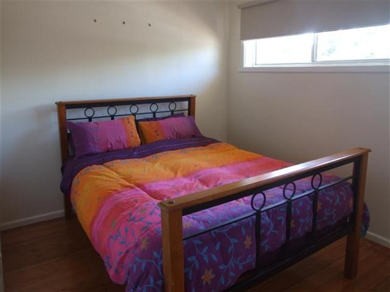 2/4 Highland Avenue, Cowes VIC 3922