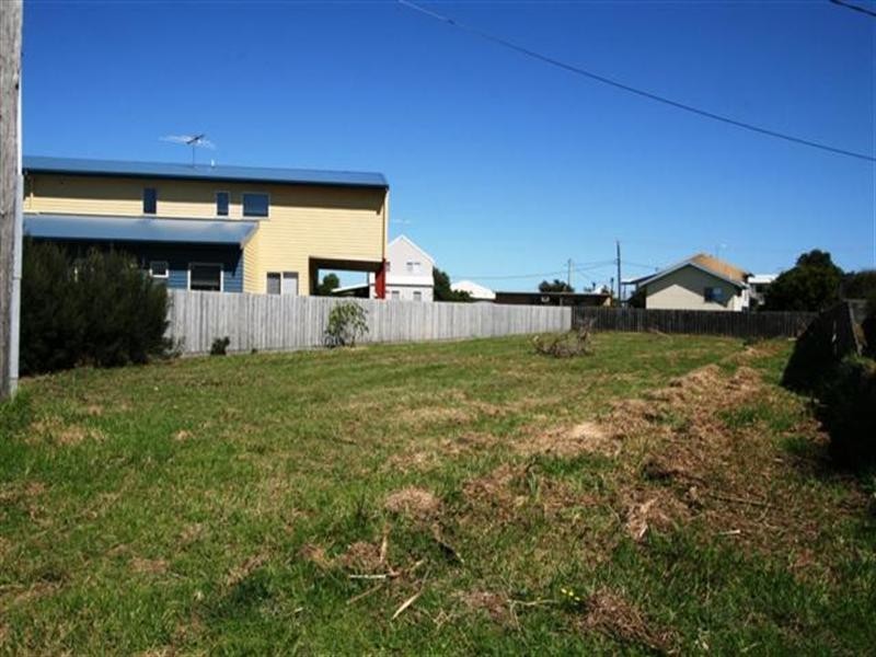 19 Dover Street, Sunderland Bay VIC 3922