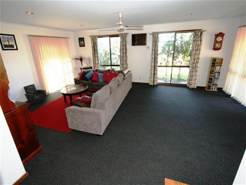 112 Scenic Drive, Cowes VIC 3922