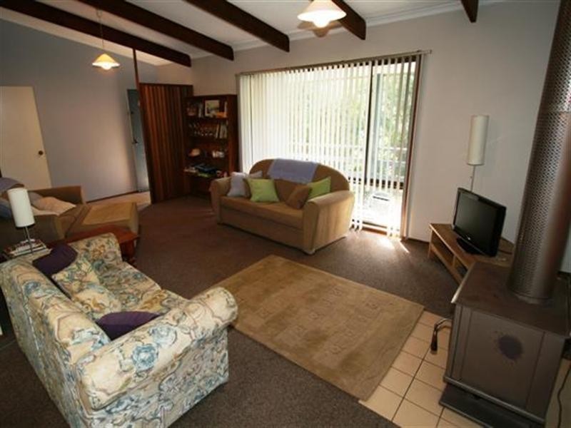 11 Outlook Drive, Cowes VIC 3922