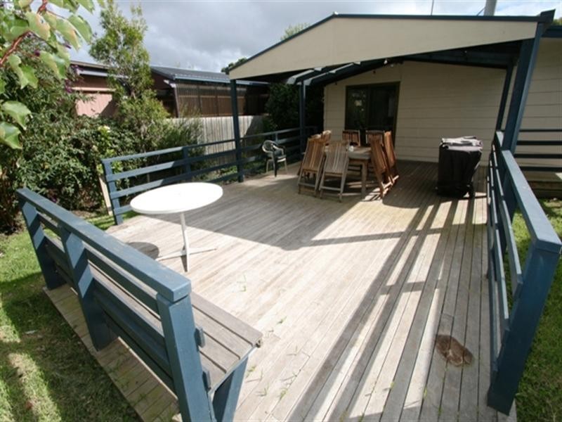 11 Outlook Drive, Cowes VIC 3922