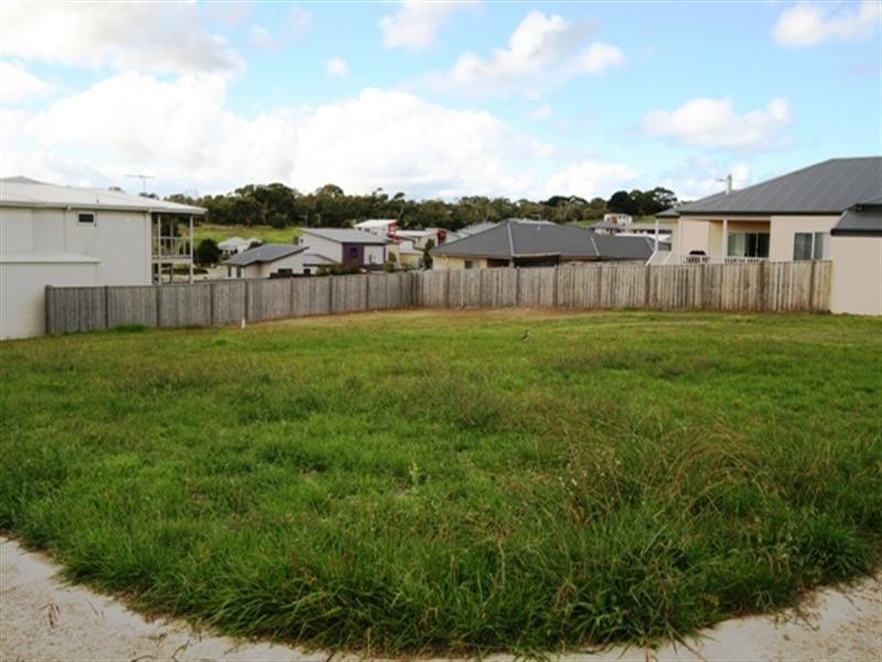 9 Lomandra Drive, Cowes VIC 3922