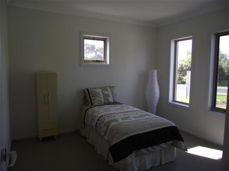 26 McKenzie Road, Cowes VIC 3922