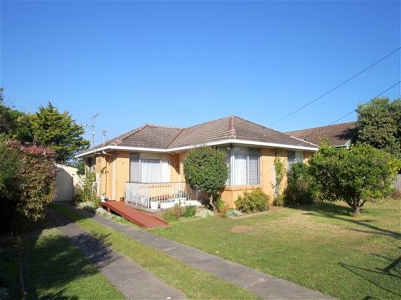 25 Shamrock Avenue, Cowes VIC 3922