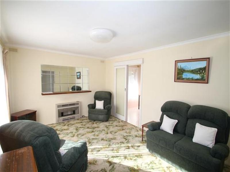 25 Shamrock Avenue, Cowes VIC 3922