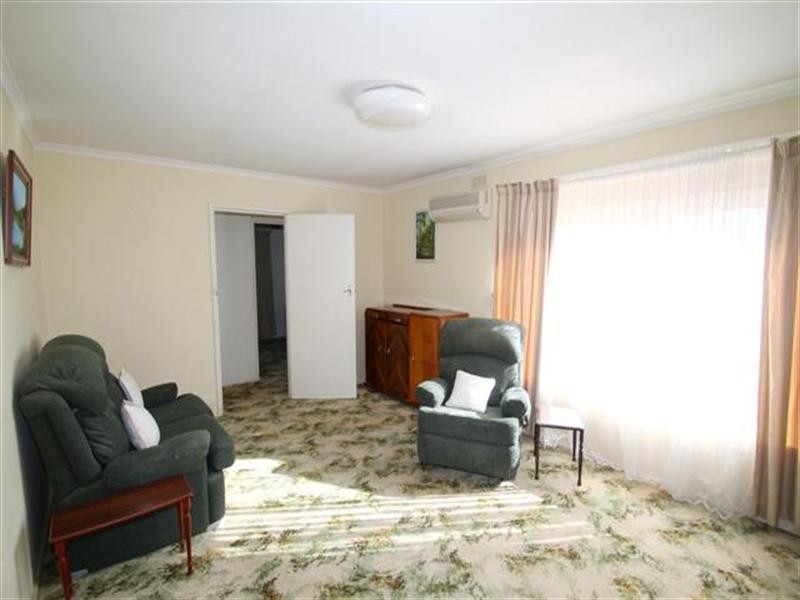 25 Shamrock Avenue, Cowes VIC 3922