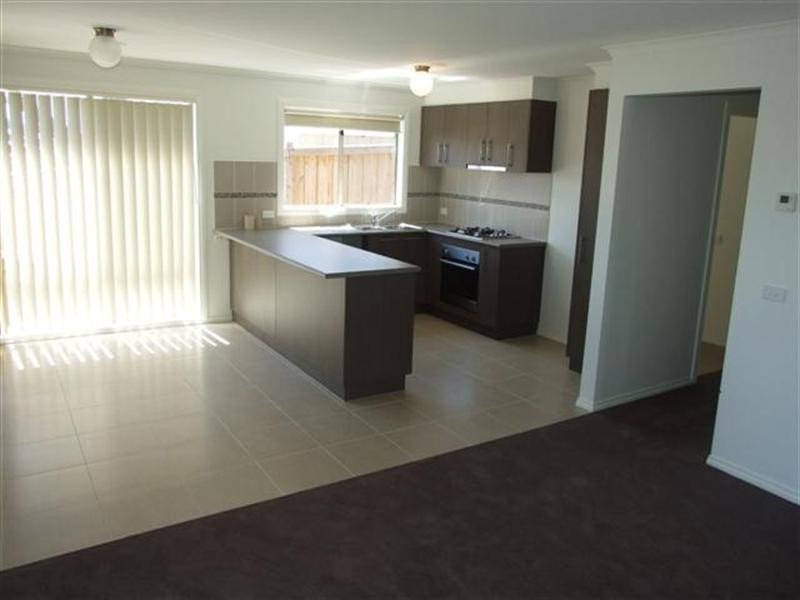 5/22 Currawong Close, Cowes VIC 3922