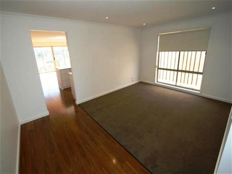 3 Dunes Road, Cowes VIC 3922