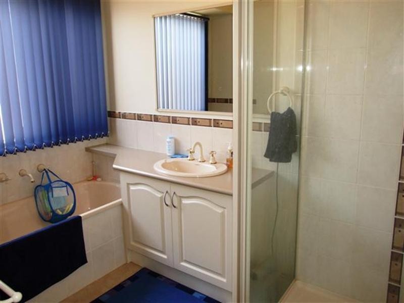 3 Kate Court, Cowes VIC 3922