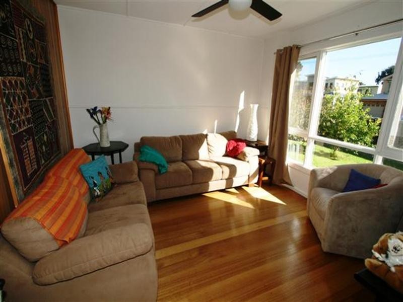 17 Justice Road, Cowes VIC 3922