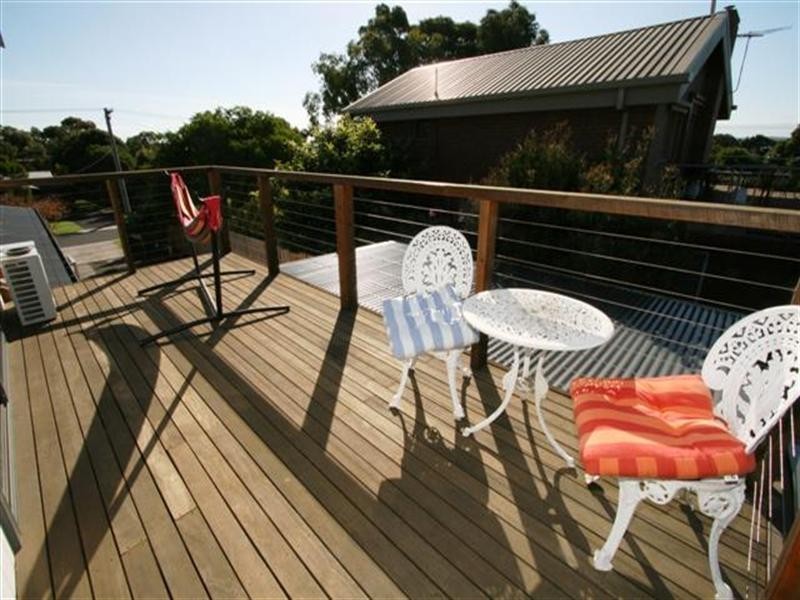 17 Justice Road, Cowes VIC 3922