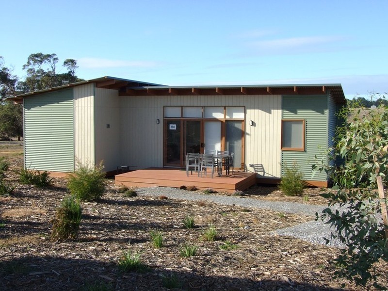 180/2124 Phillip Island Road, Cowes VIC 3922