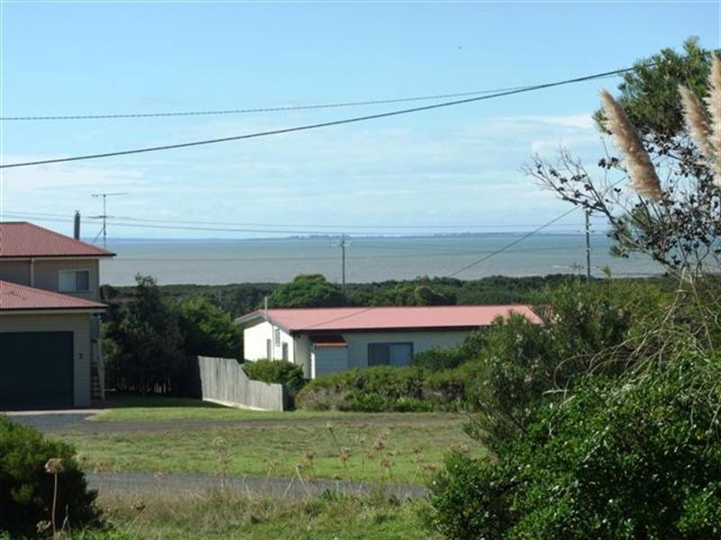 12 Highview Crescent, Surf Beach VIC 3922