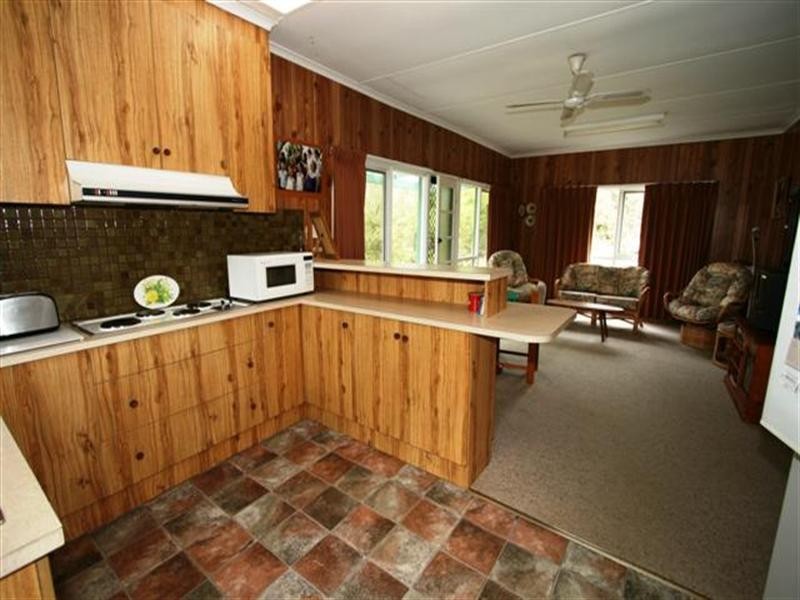 35 Rose Avenue, Cowes VIC 3922