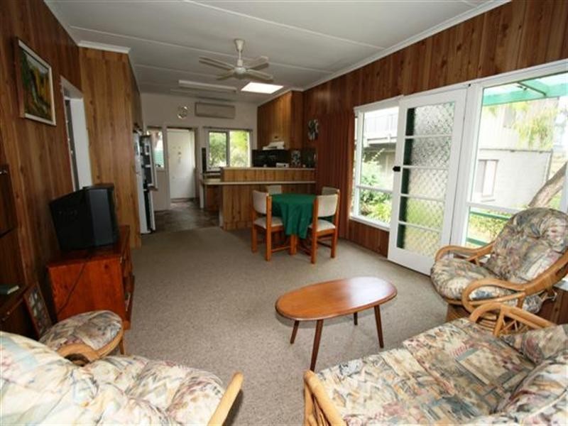 35 Rose Avenue, Cowes VIC 3922