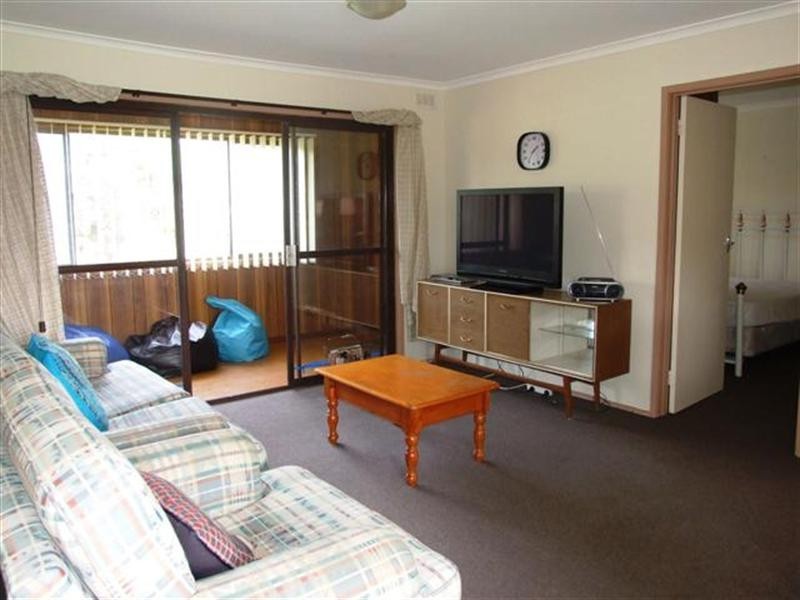27 Phillip Island Road, Newhaven VIC 3925