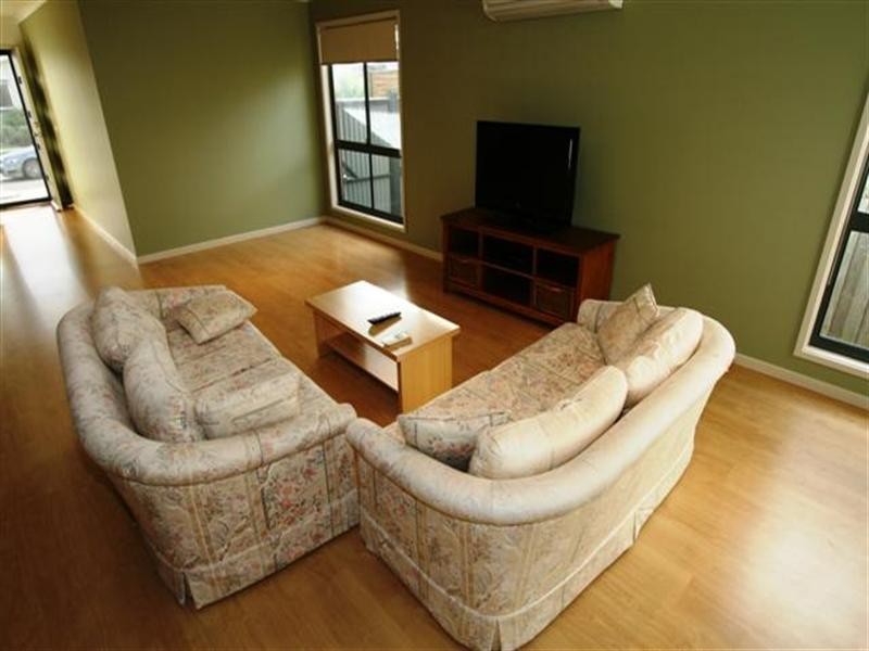 54 Redwood Drive, Cowes VIC 3922