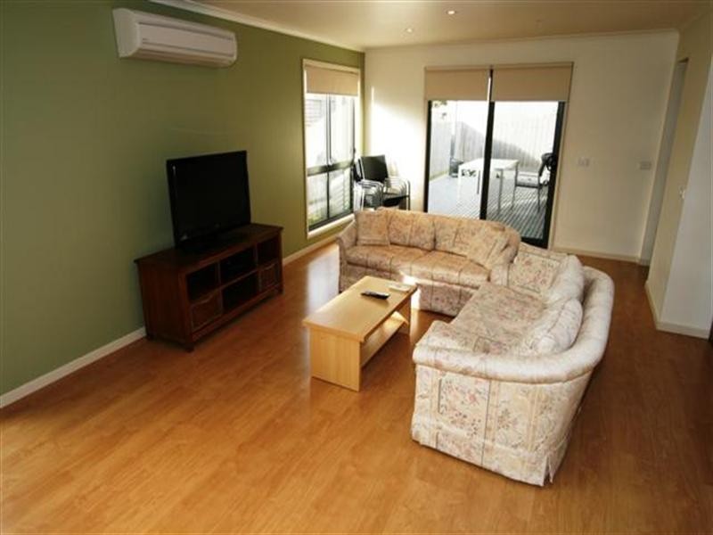 54 Redwood Drive, Cowes VIC 3922