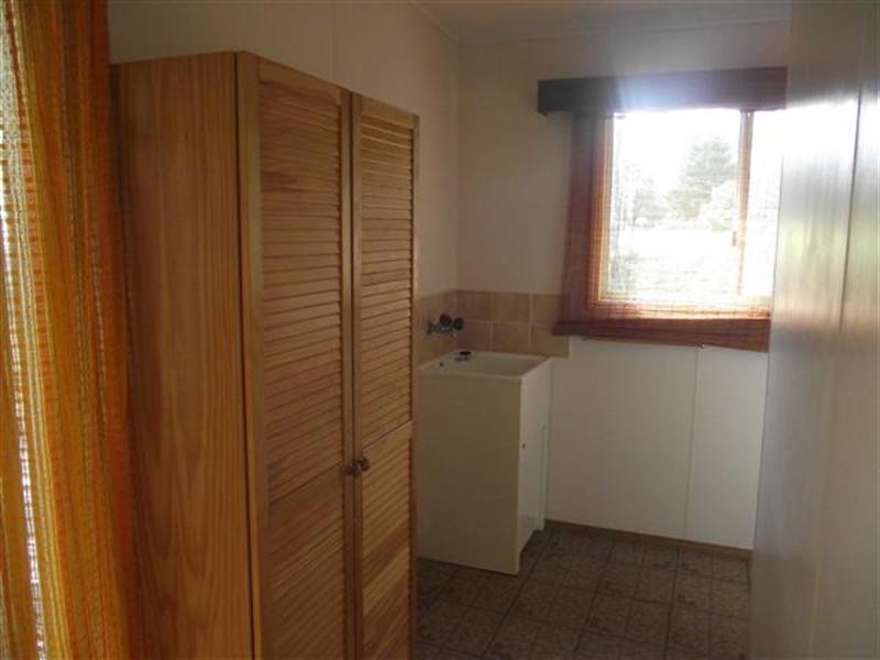 16 Bayview Drive, Cowes VIC 3922