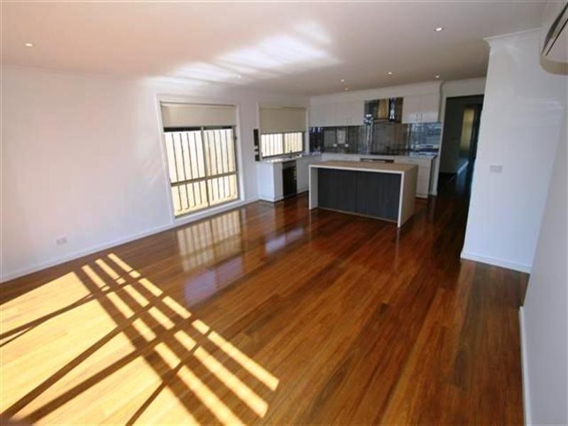 3 Dunes Road, Cowes VIC 3922