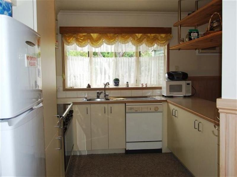29 Manna Gum Drive, Cowes VIC 3922